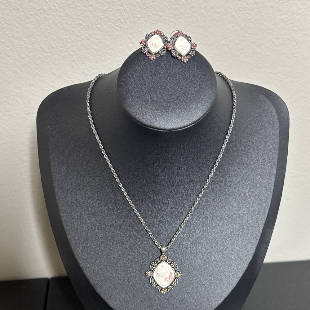 Cameo Necklace Earrings Jewelry Set
